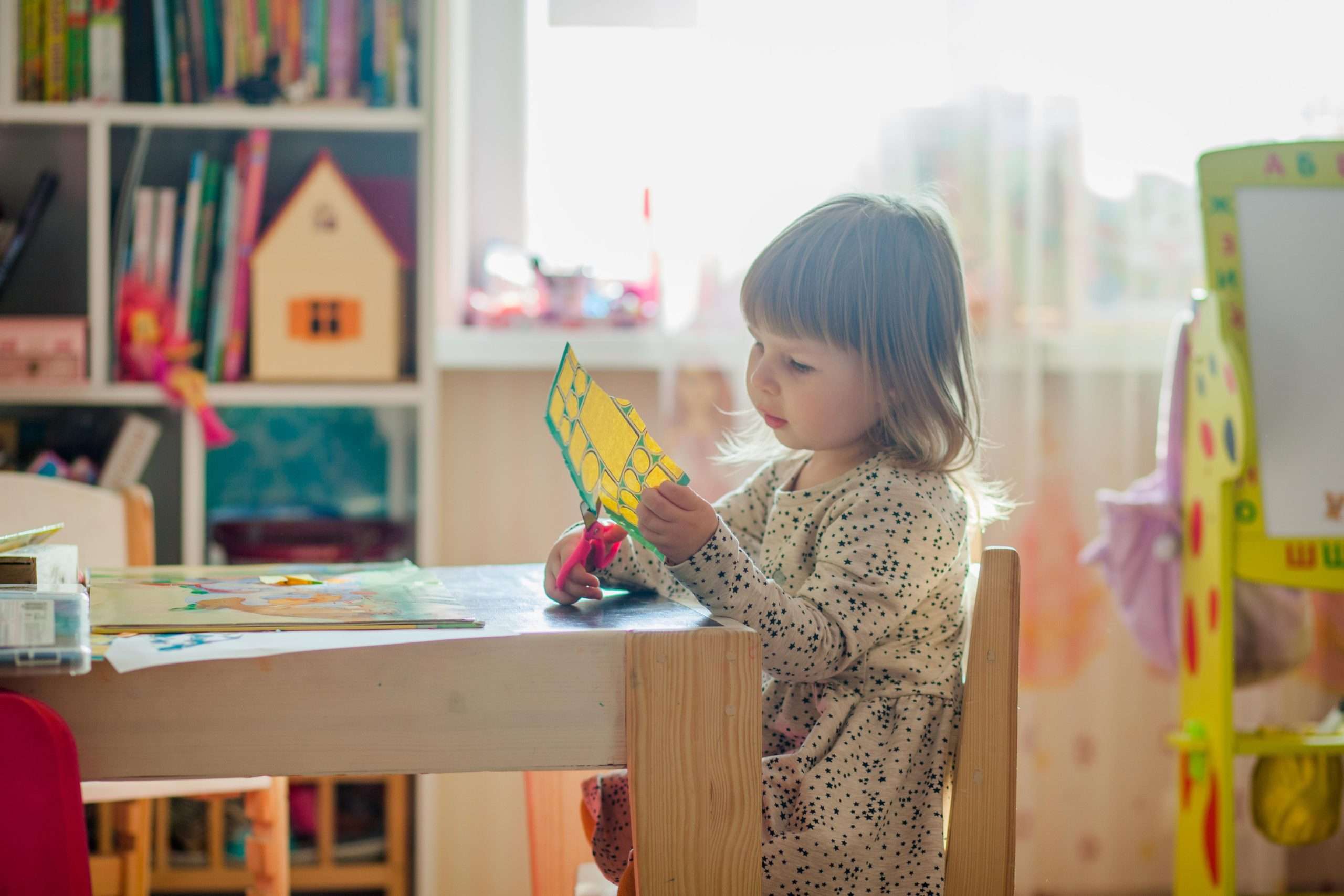Five Ideas to Organise Art